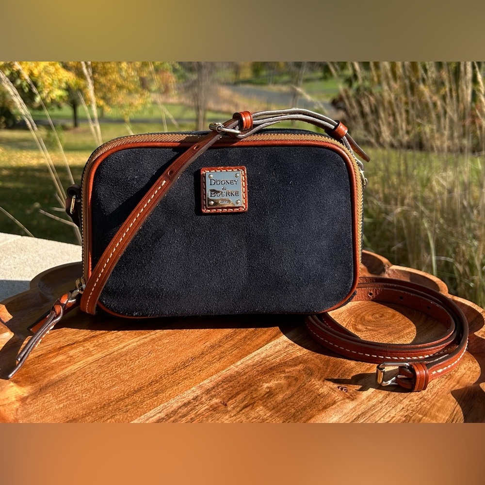 Dooney & Bourke Navy Suede Sawyer Crossbody EUC - Picture 3 of 17
